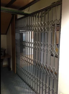 Grille extensible ferme